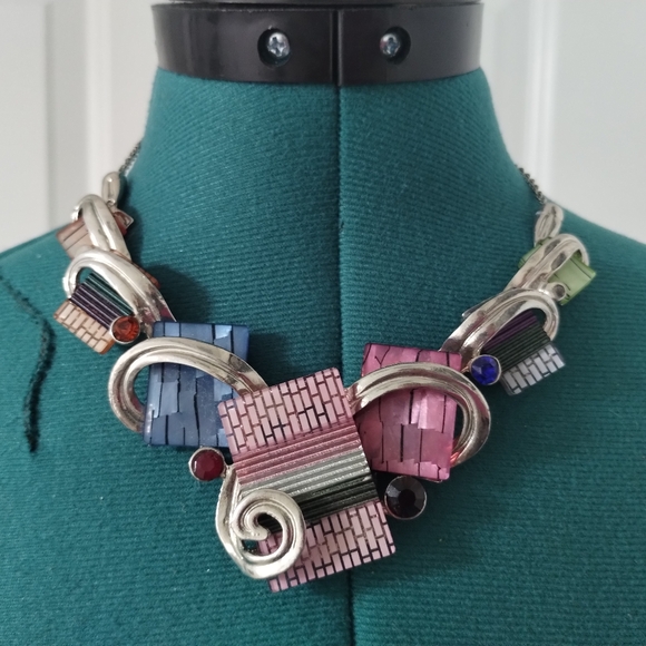 Abstract 80s 90s geometric glass and silver statement necklace - Picture 2 of 5